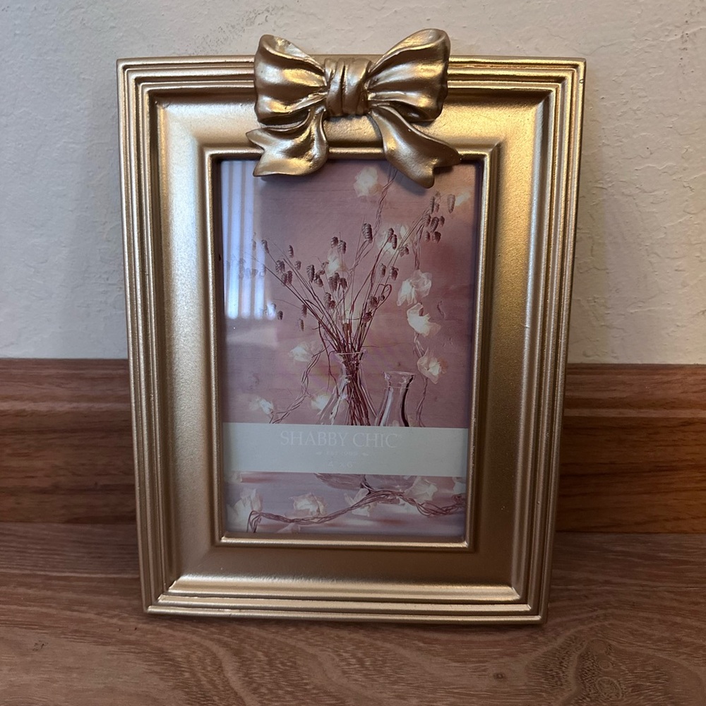 Shabby Chic Gold Photo Frame with Bow Accent Brand New - Fits 4X6